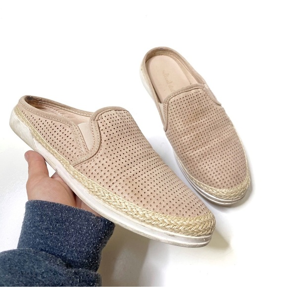 Altar’d State Perforated Espadrille Mule Slides Flat Beige 7.5 - Picture 1 of 7